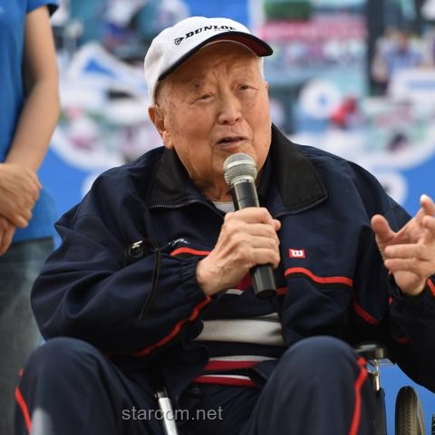 1米97男生浙大录取仍赴高考：追求梦想与自我挑战