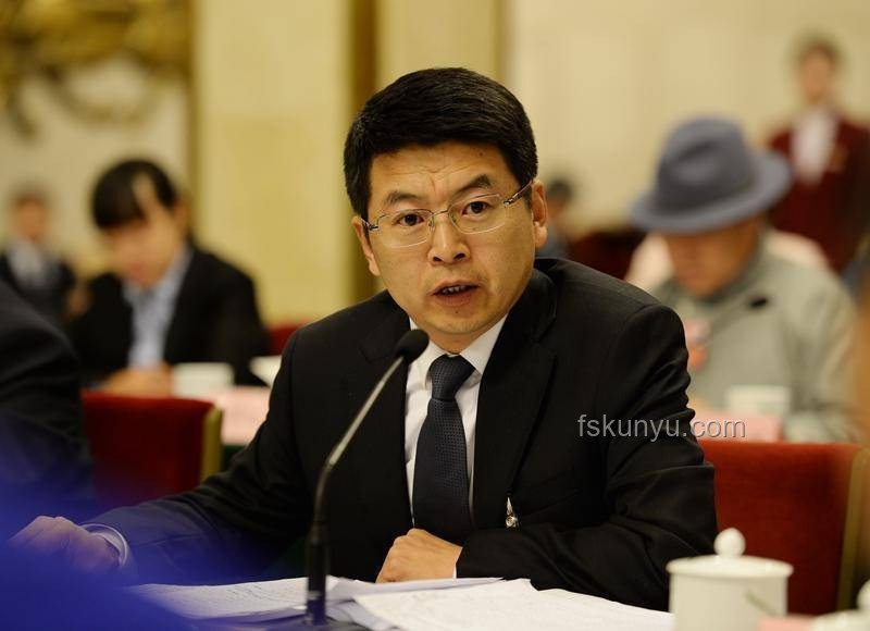 国家铁路局局长费东斌涉嫌违纪违法被查深度分析